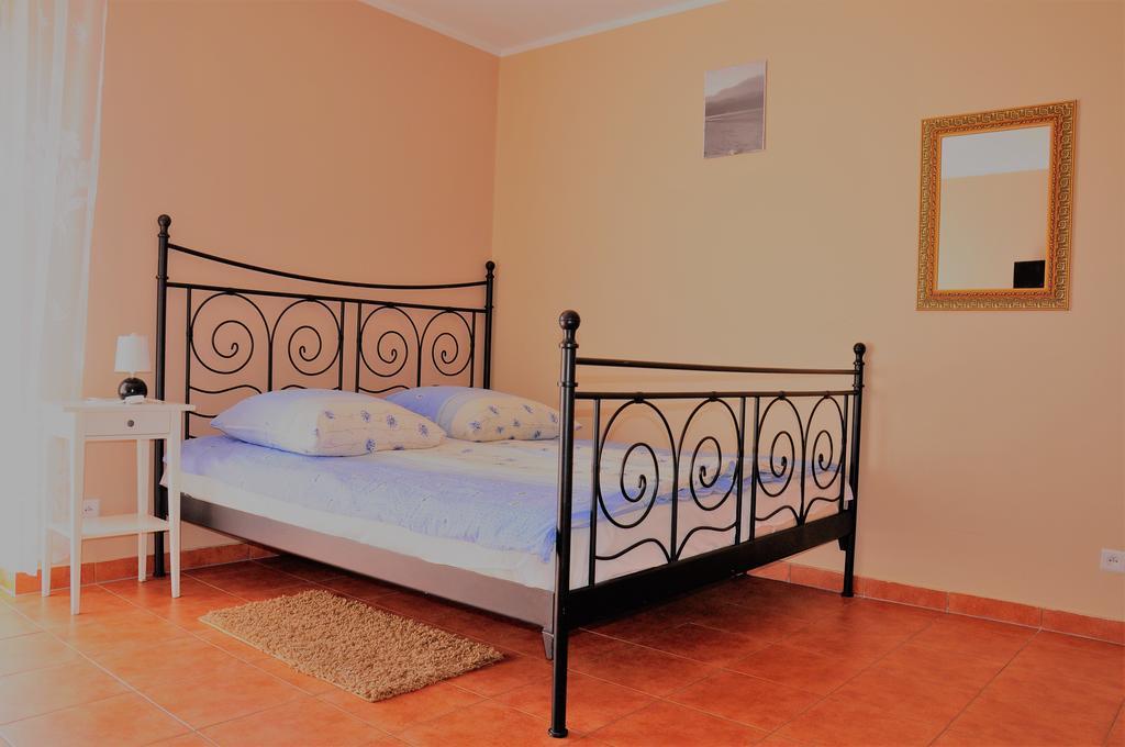 Optima Bed & Breakfast Миелно Екстериор снимка